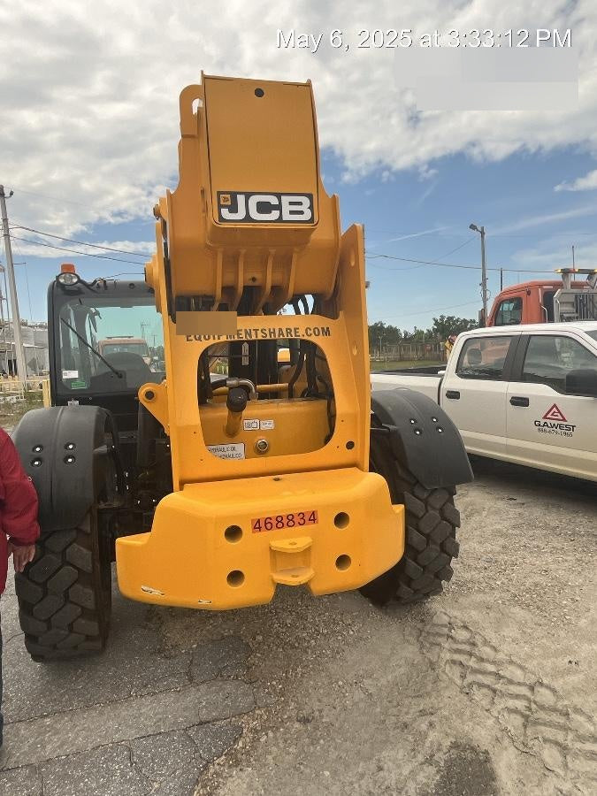 2025 JCB 512-56