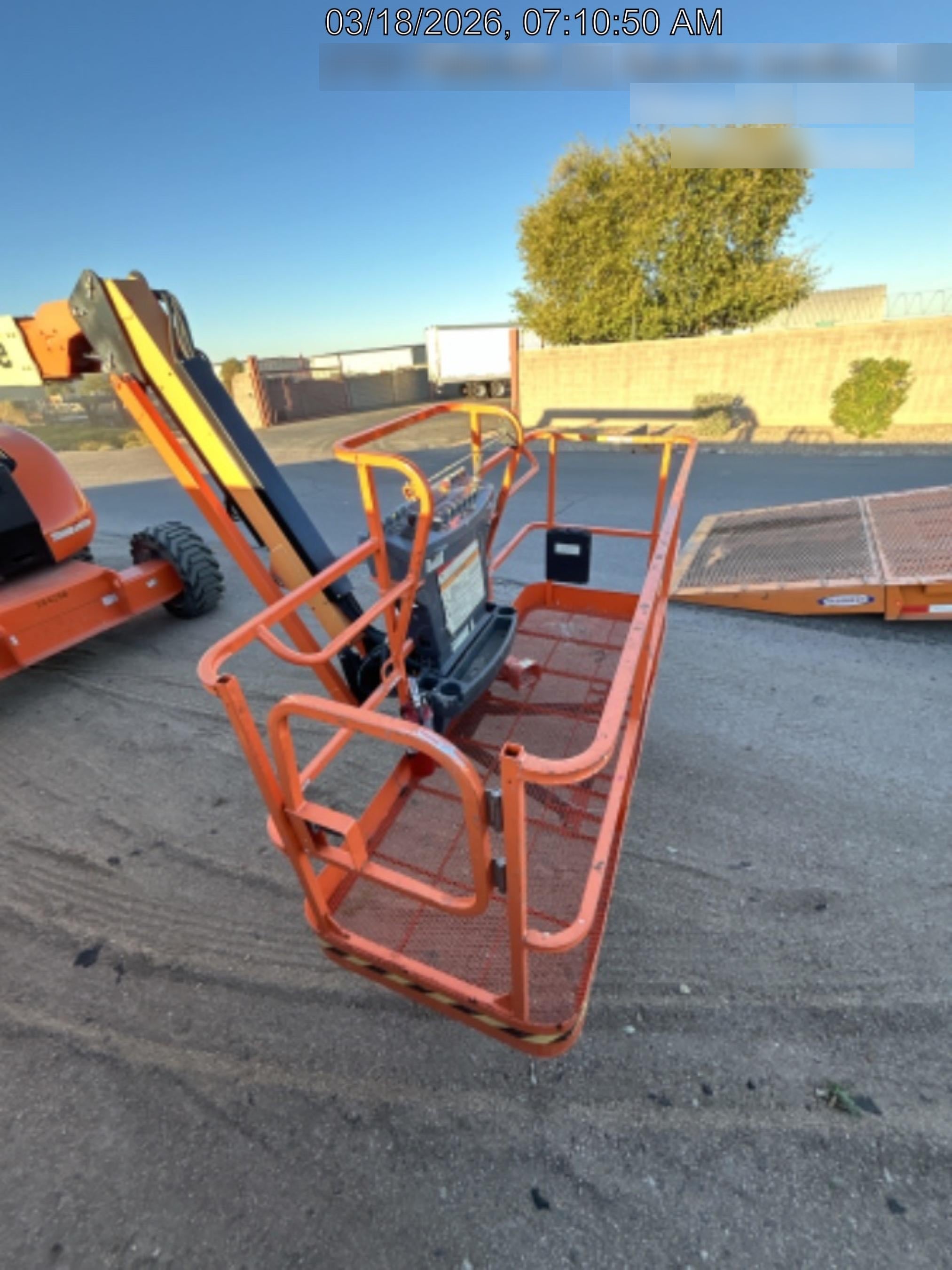 2022 JLG 600AJ