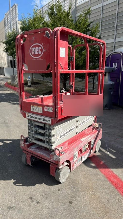 2019 MEC 1330SE Motion Alarm, Beacon, Includes MachineLink keypad and telematics device