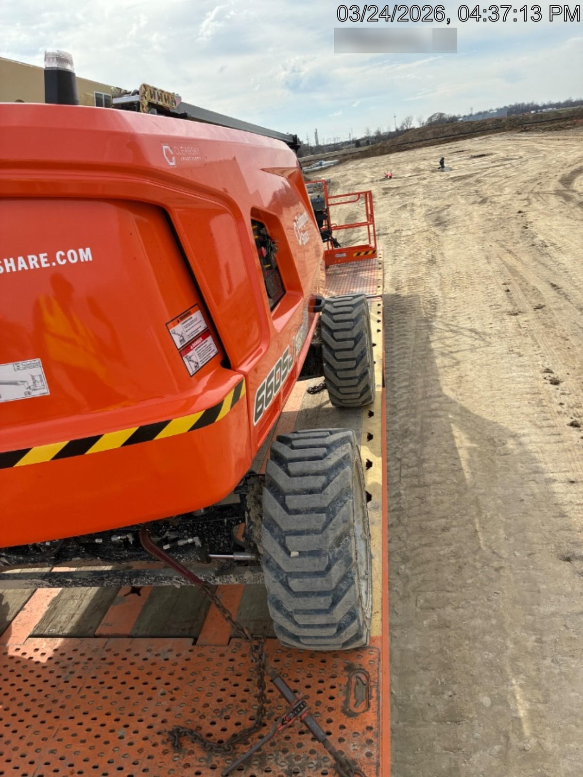 2025 JLG 660SJ