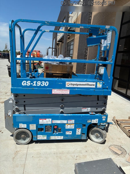 2019 Genie GS-1930 Fixed rails with chain Entry