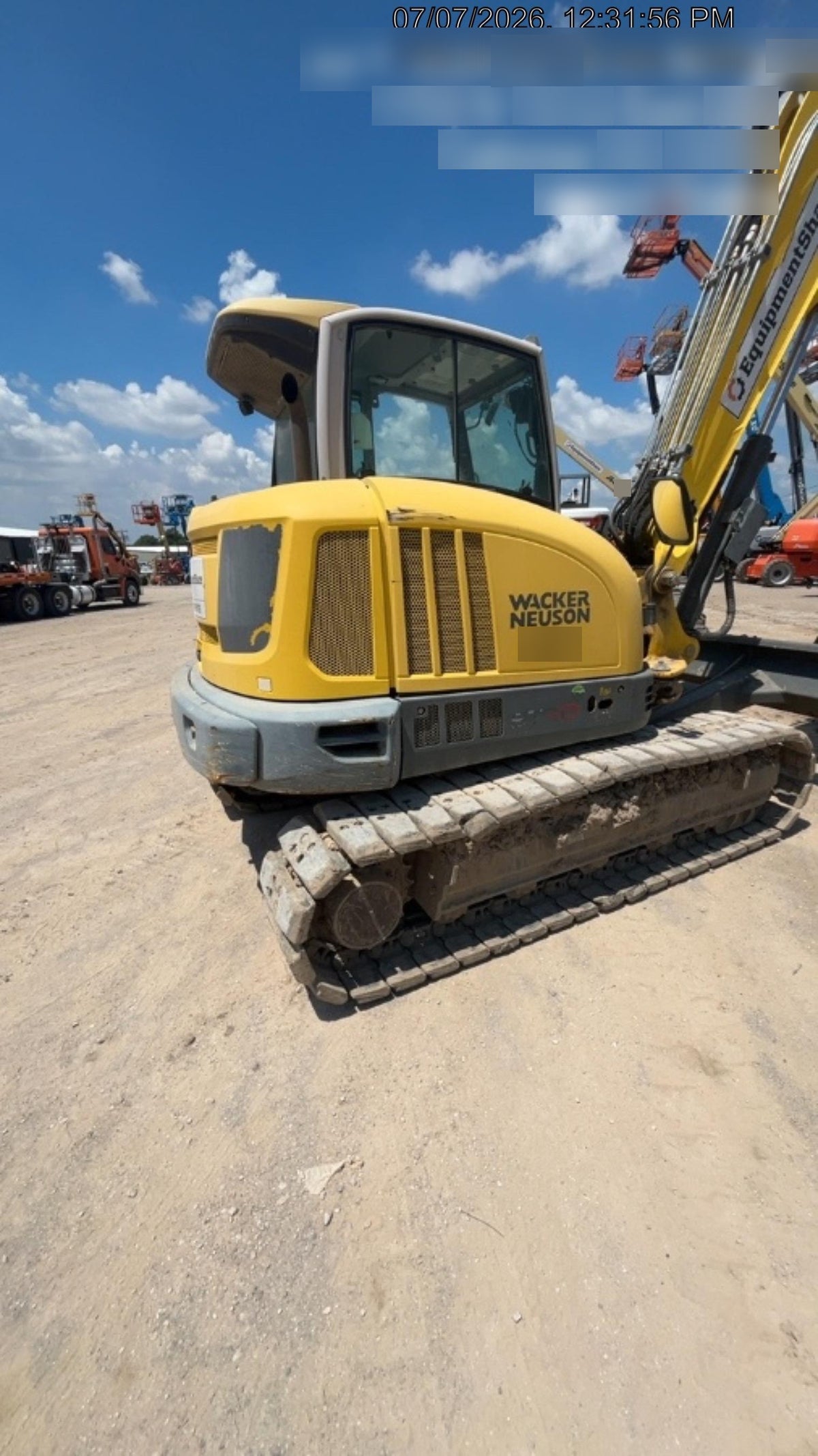 Wacker Neuson ET90 Enclosed Cab, Hybrid Tracks, Long Dipperstick, Bucket