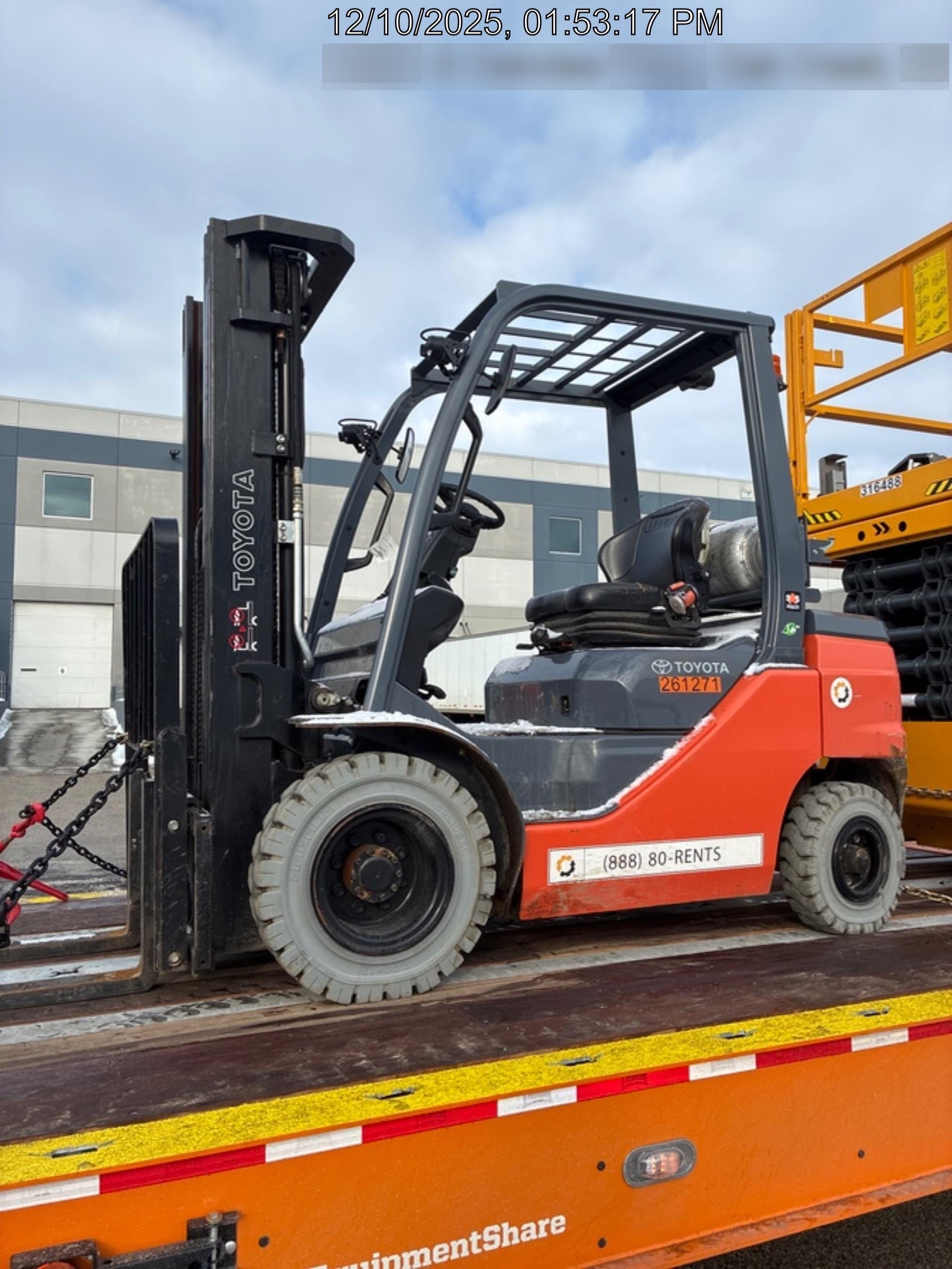2022 TOYOTA 50-8FGU25