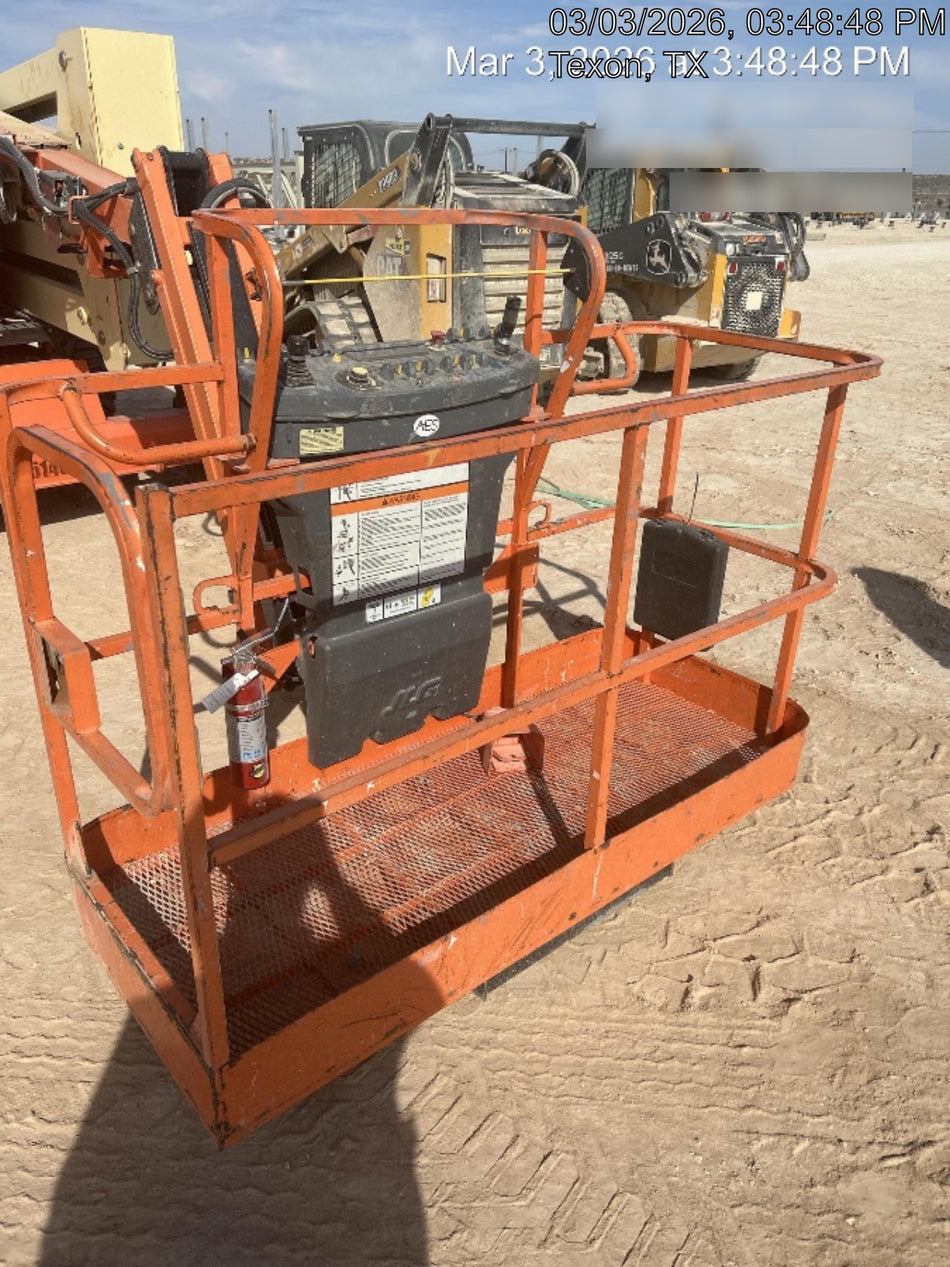 2019 JLG 450AJ