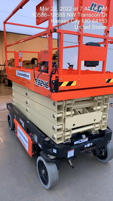 2022 JLG R3246