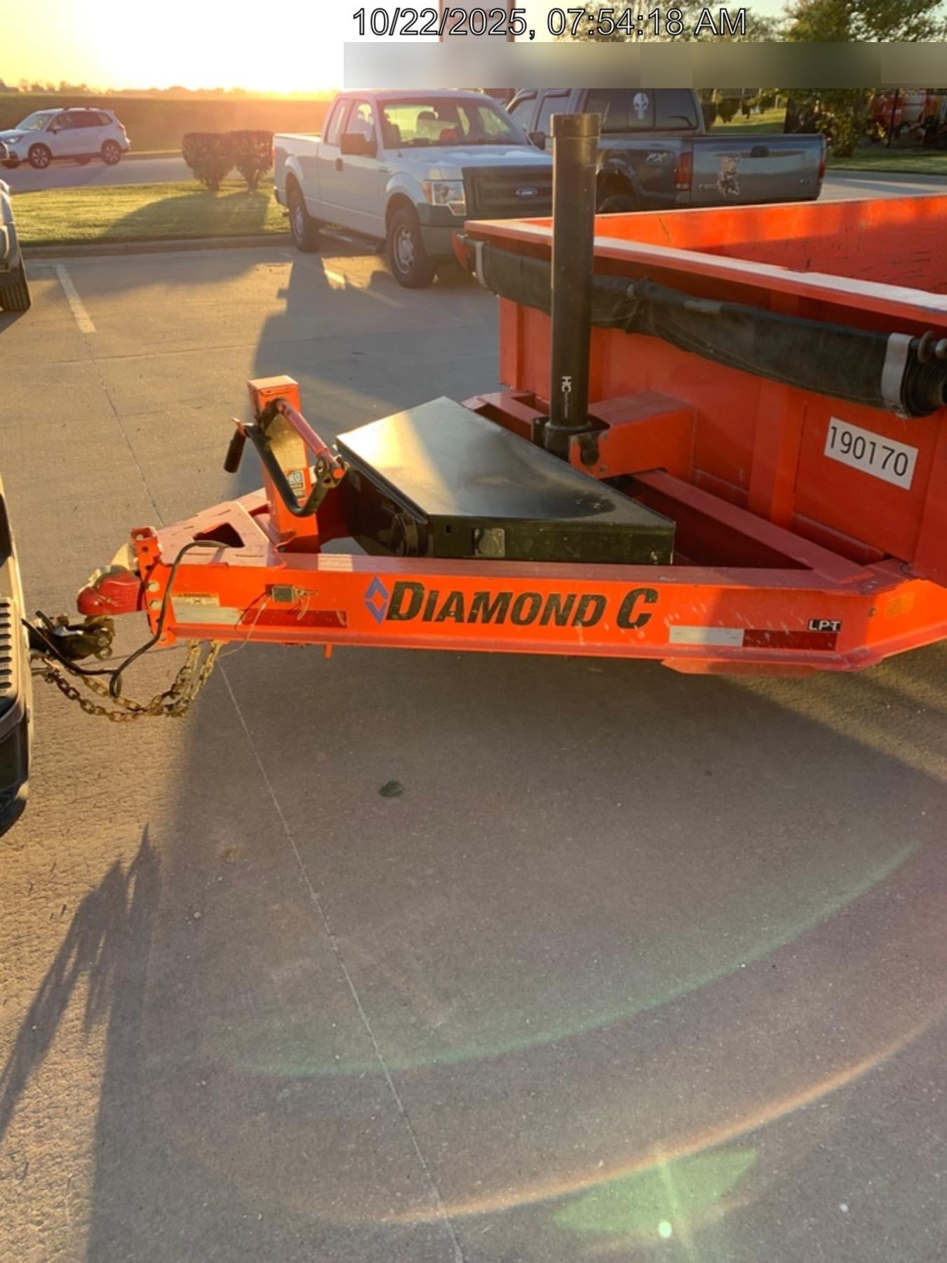 2022 DIAMOND C TRAILERS LPD-14