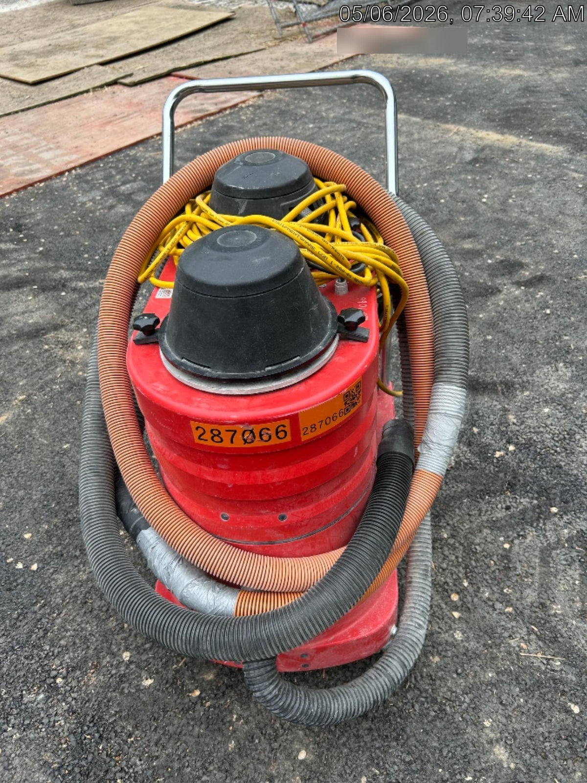 2022 EDCO VAC-200