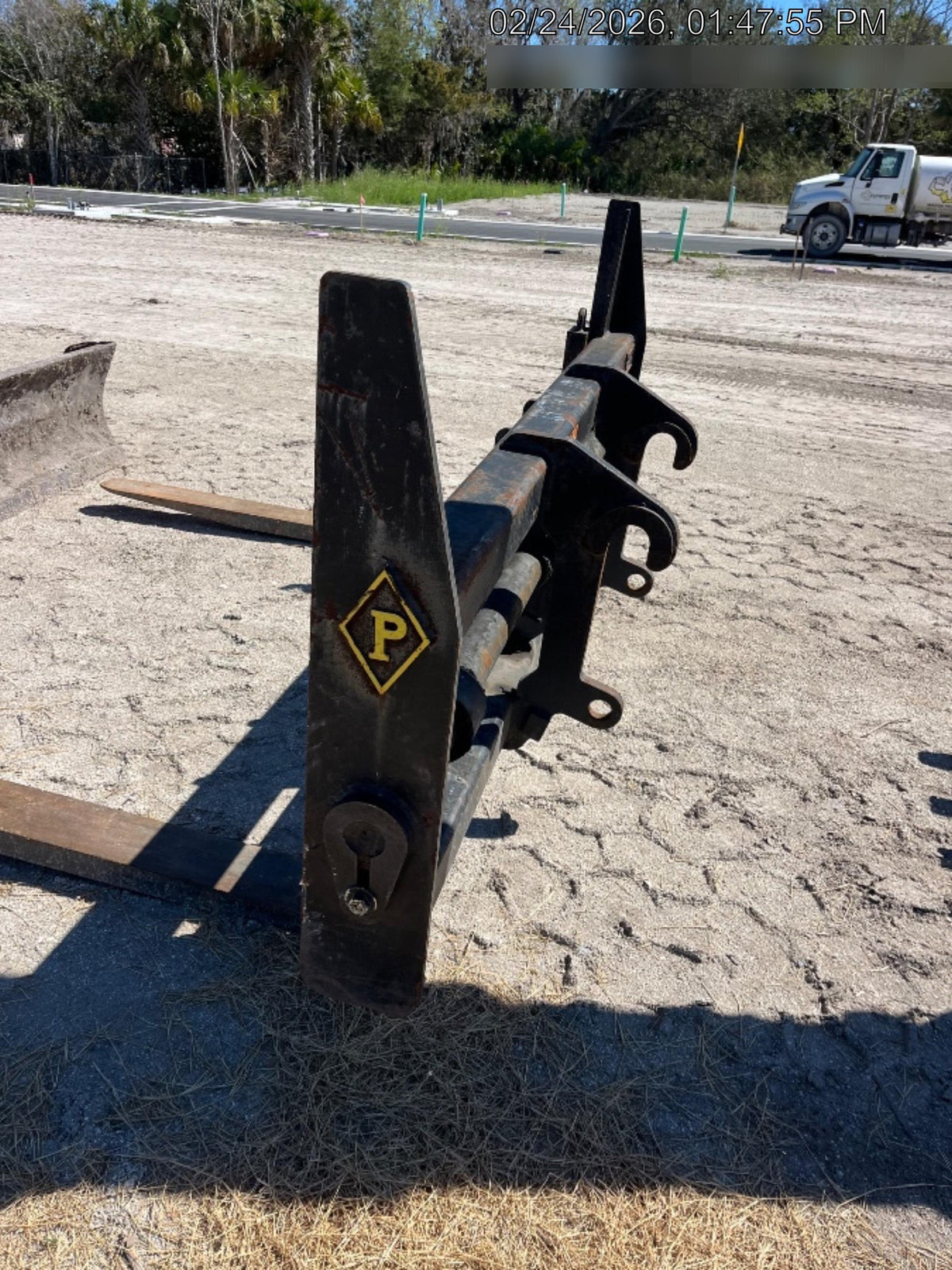 2022 PEMBERTON 72" Utility Forks