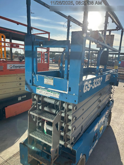 2019 Genie GS-3232 Standard Options