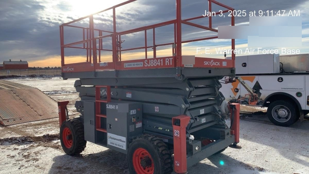 2016 SKYJACK SJ8841 RT