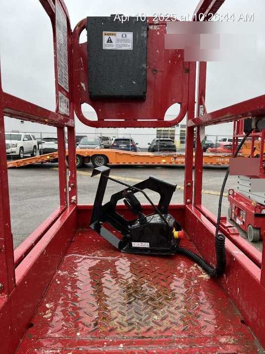 2019 MEC 1330SE MEC 1330SE w/ES Track Hardware, Full Extended 2 Year Warranty