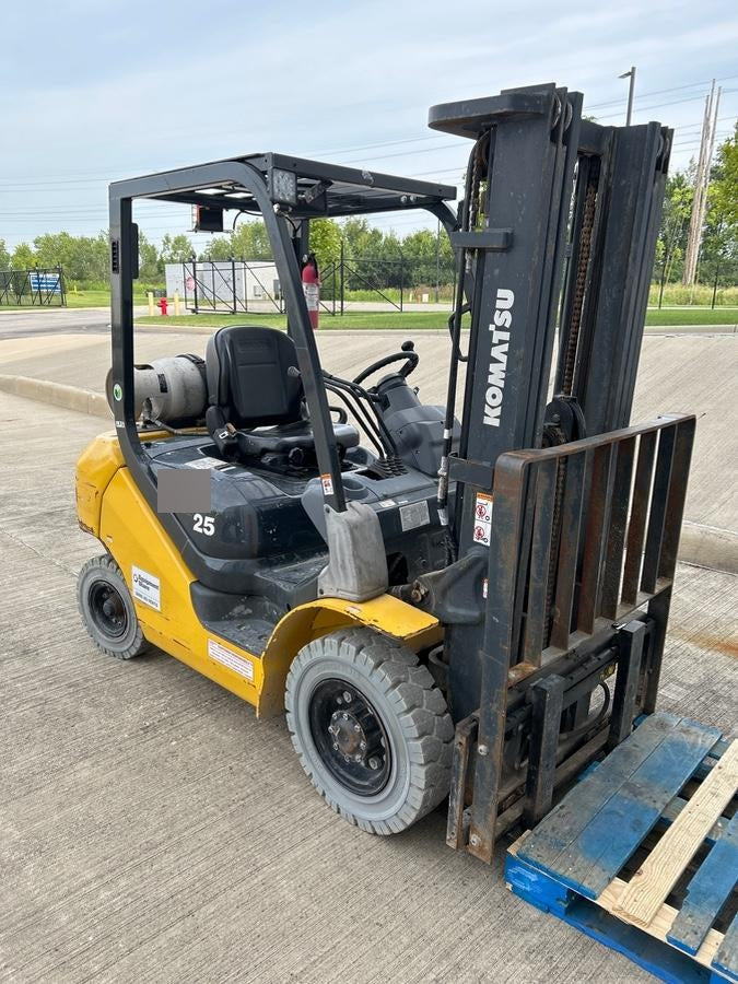 2020 KOMATSU FG25T-16