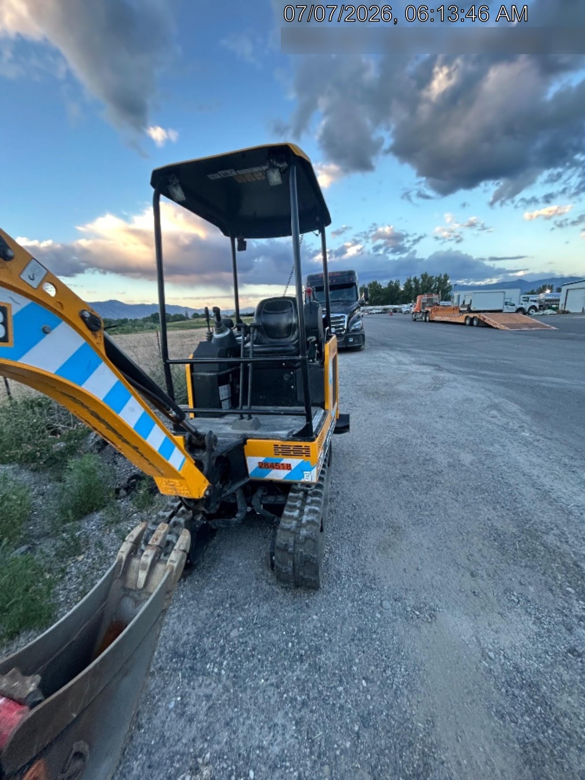 2023 JCB 19C-1E