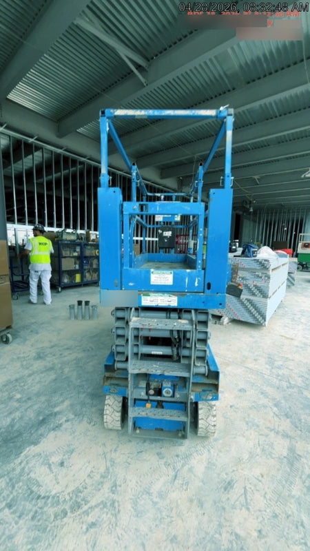 2019 Genie GS-2632 Folding rails with half height swing gate