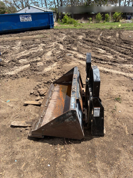 2022 TAKEUCHI 48" Pallet Forks - Takeuchi