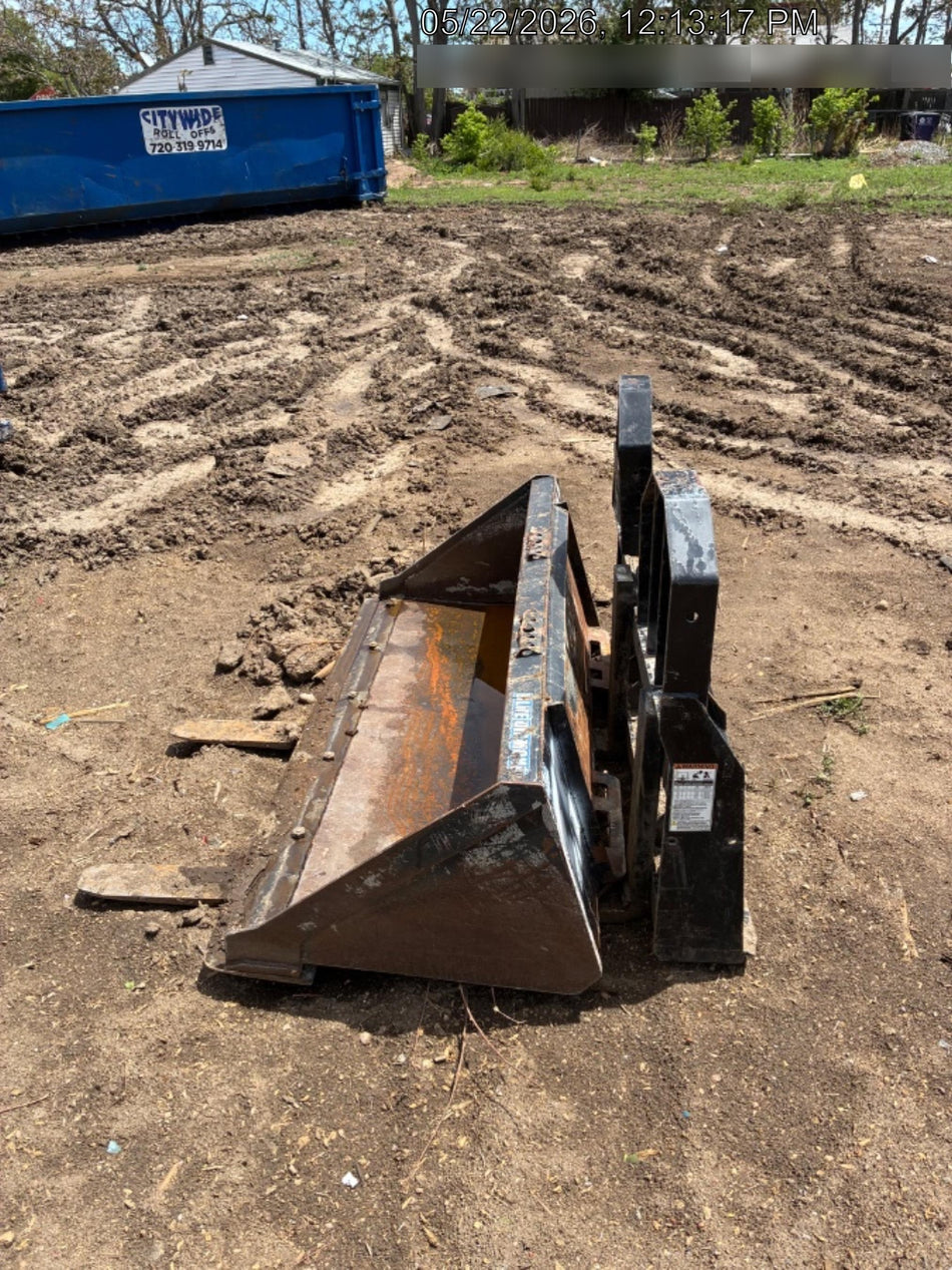 2022 TAKEUCHI 48" Pallet Forks - Takeuchi