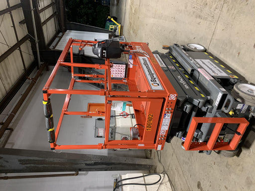 2020 Skyjack SJIII-3219 Solid NM Tires, Half height spring hinged entry gate, Dual Beacons, 800W Inverter