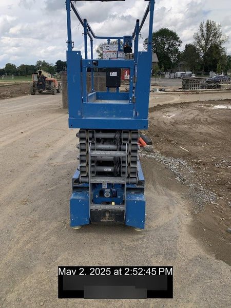 2022 GENIE GS-3232