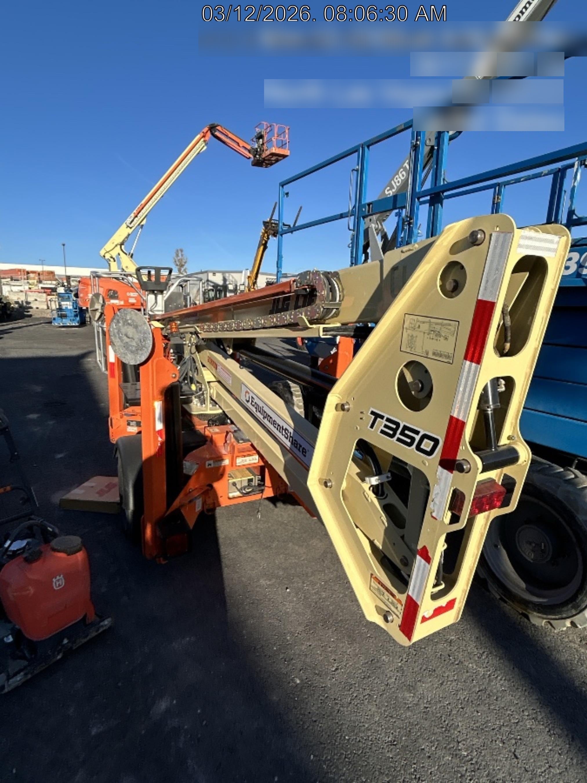 2022 JLG T350