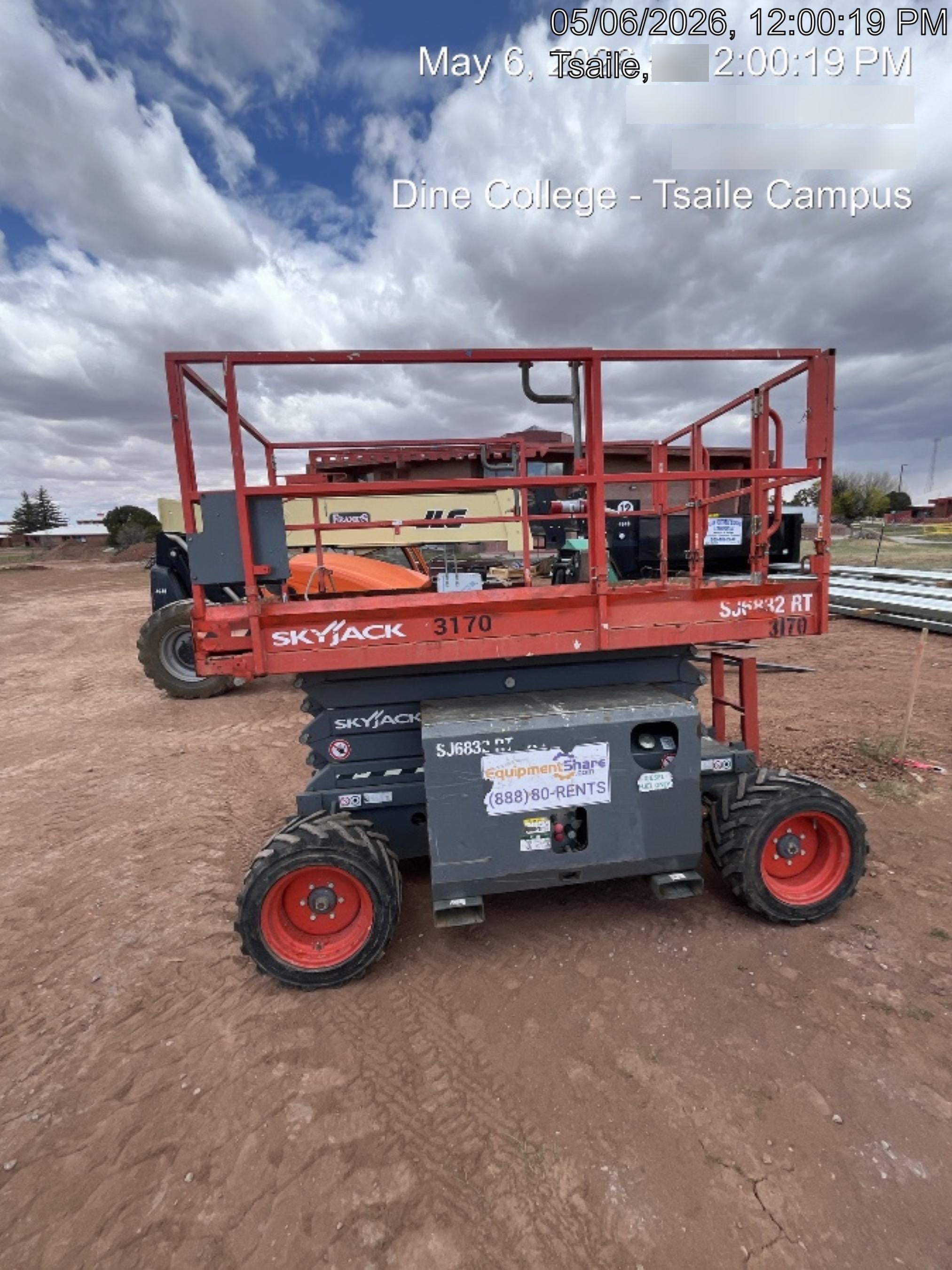 2017 SKYJACK SJ6832 RT
