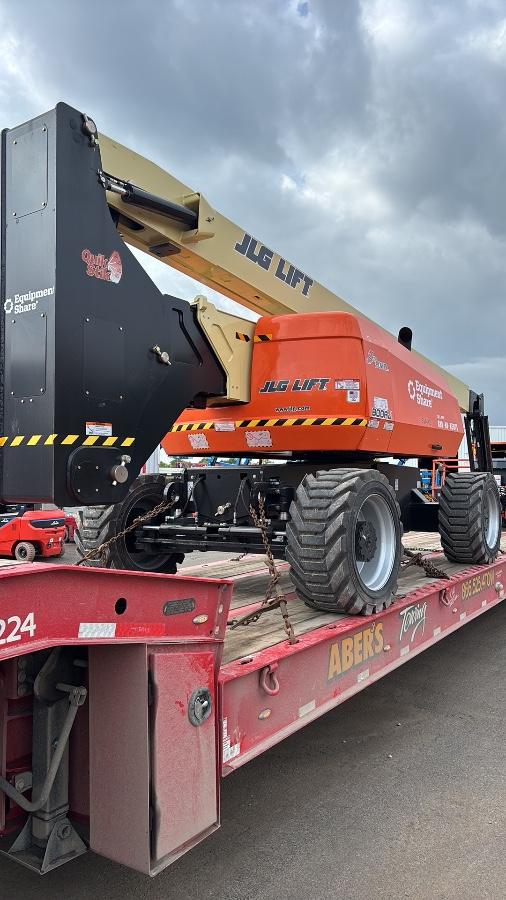 2025 JLG 800AJ