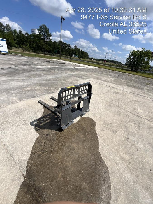 2025 SOLESBEE 48" Pallet Forks - Solesbee