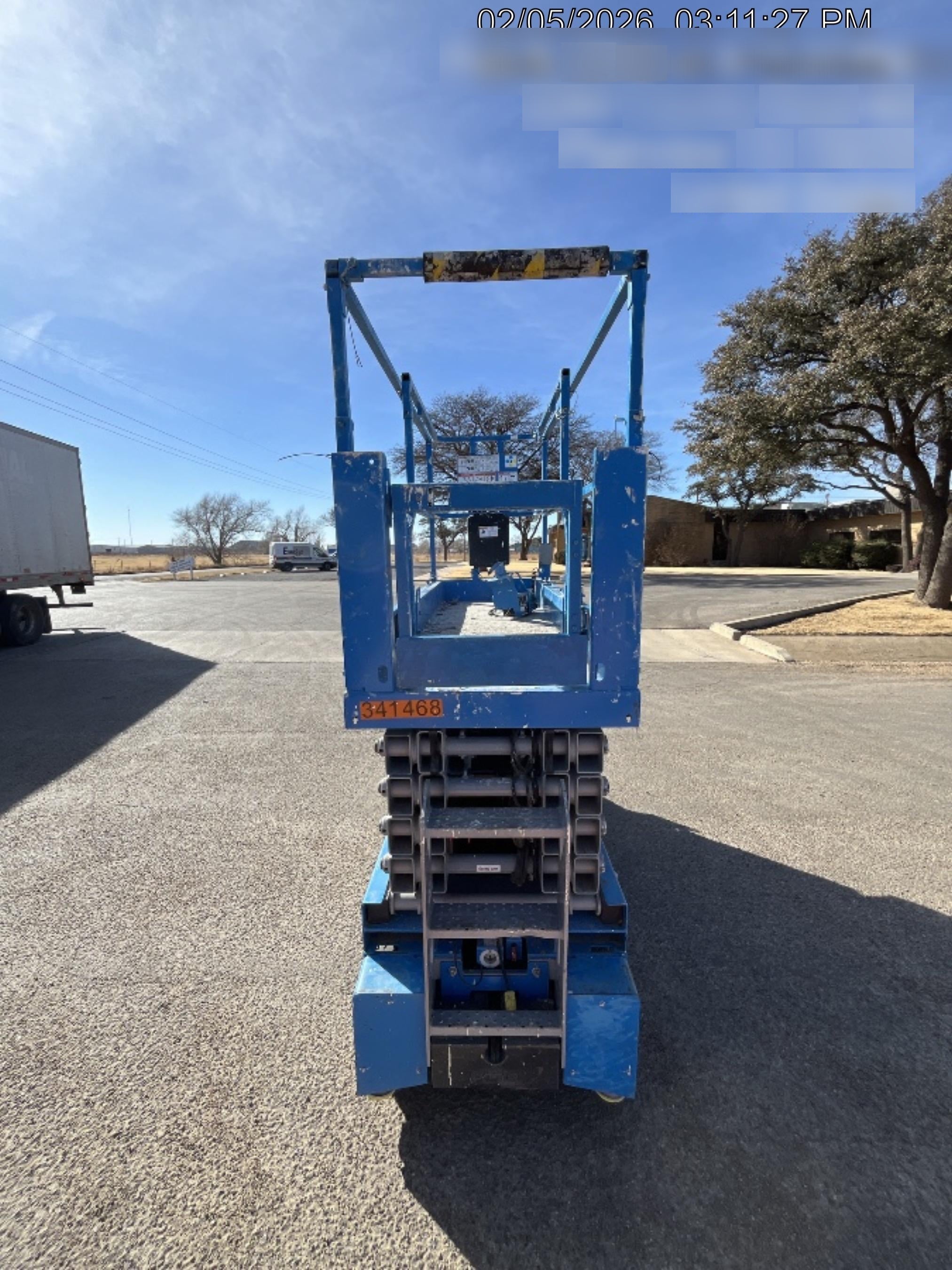 2023 GENIE GS-3232