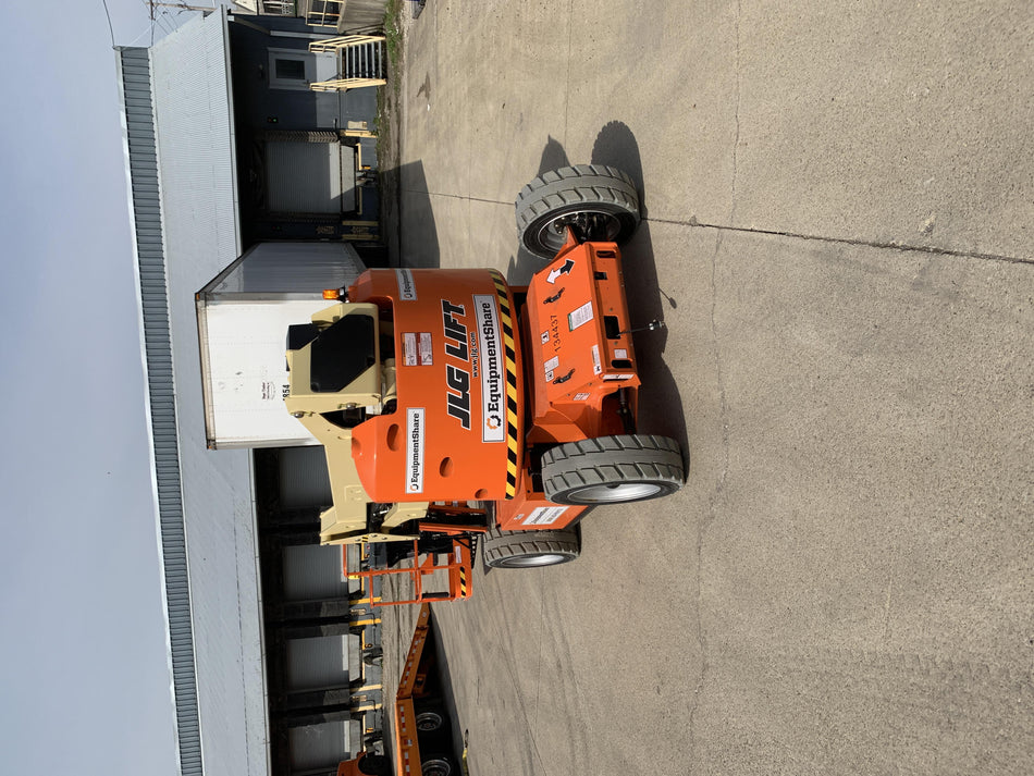 2021 JLG E450AJ