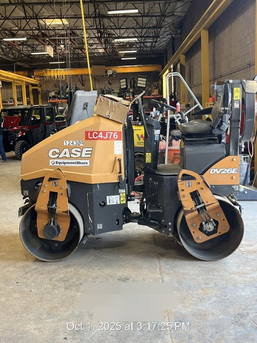 2020 CASE DV26E