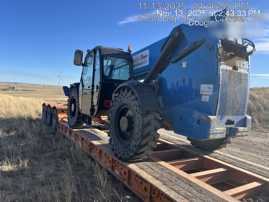 2019 Genie GTH-1056 Cab/Heat/AC, Solid RT Tires, LED Work Lights, Beacon 60" QA Carriage, 60" Forks