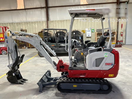2022 TAKEUCHI TB20e