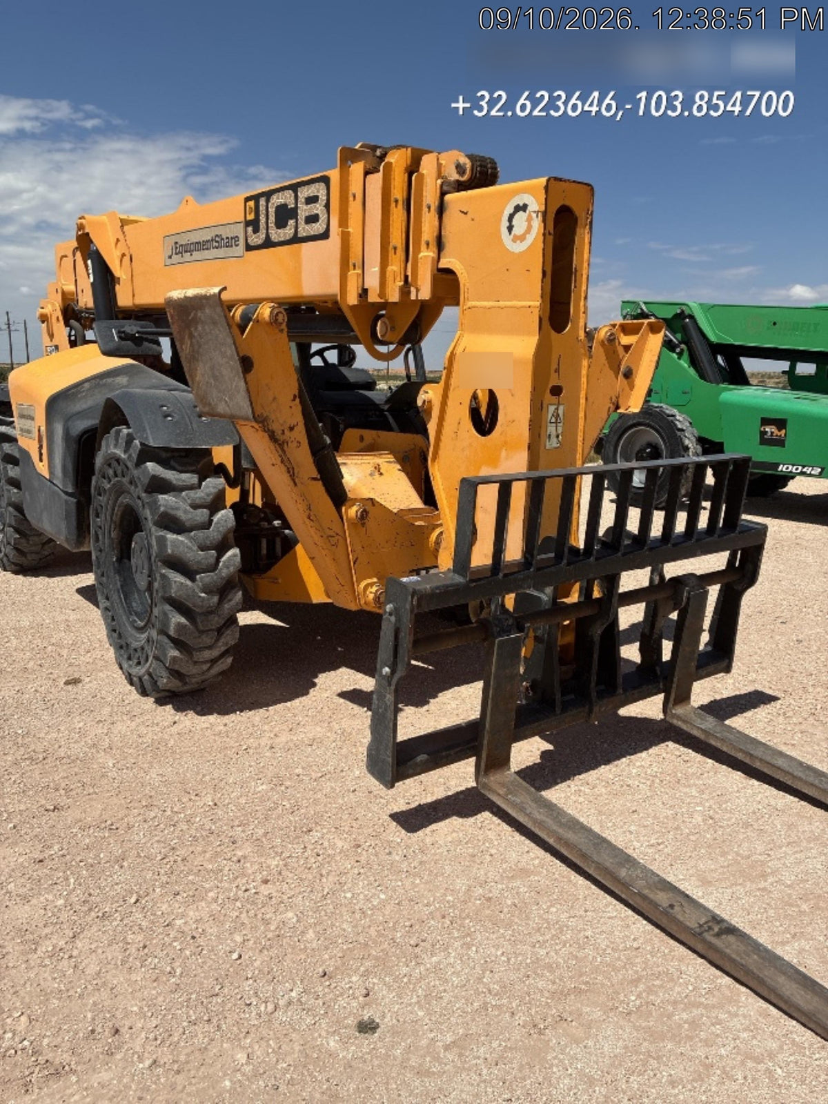 2019 JCB 510-56 Open ROPS, 74 HP, Solid Tires, Worklights, Beacon, Aux Hydraulics, Lifting Eye 72" Carriage/60" Forks
