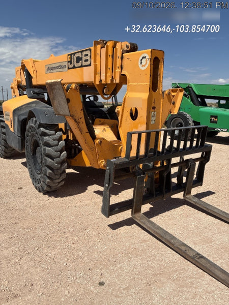 2019 JCB 510-56 Open ROPS, 74 HP, Solid Tires, Worklights, Beacon, Aux Hydraulics, Lifting Eye 72" Carriage/60" Forks