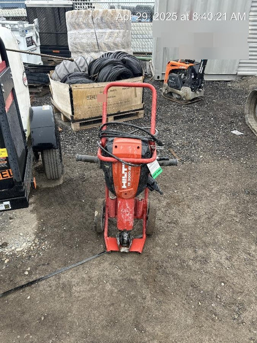2020 HILTI TE 3000-AVR
