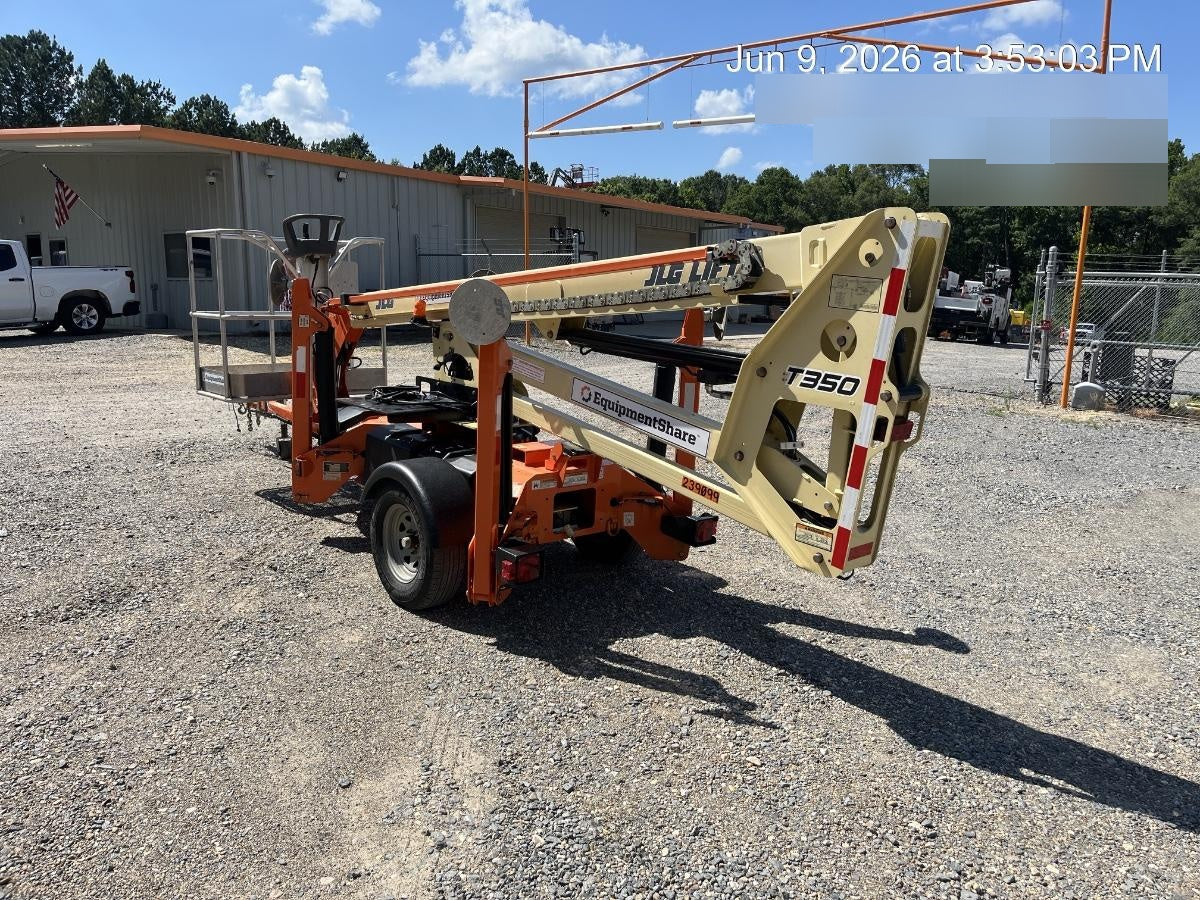 2022 JLG T350