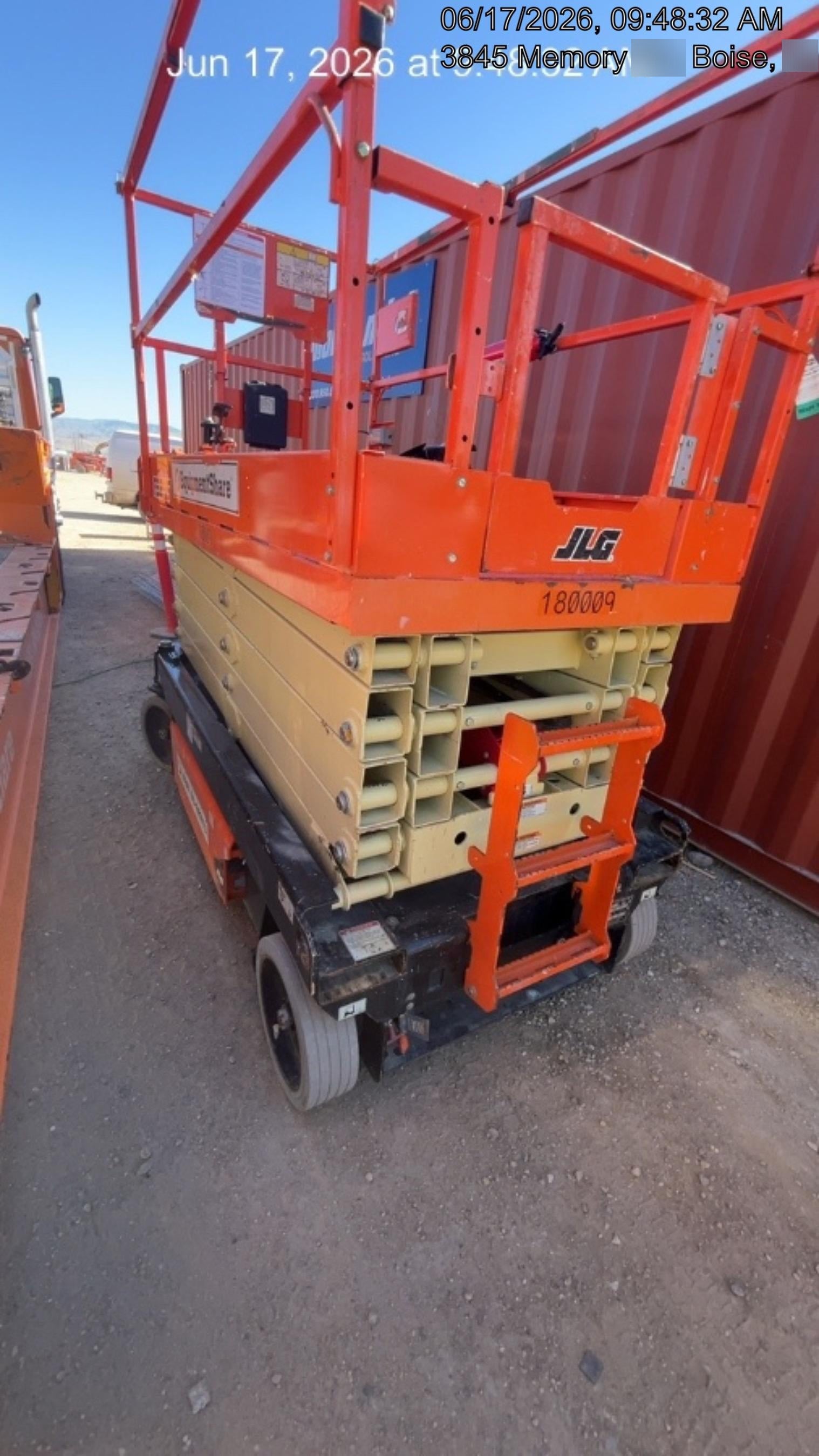 2021 JLG R3246