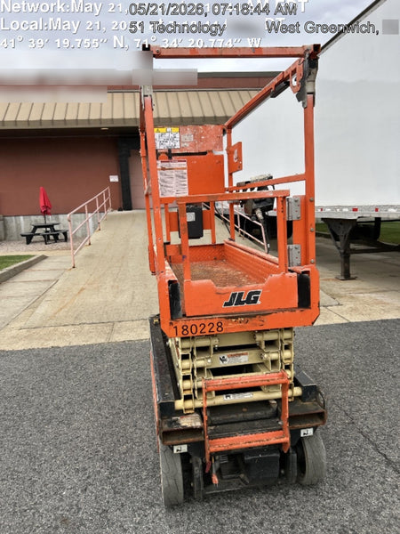 2021 JLG ES1932