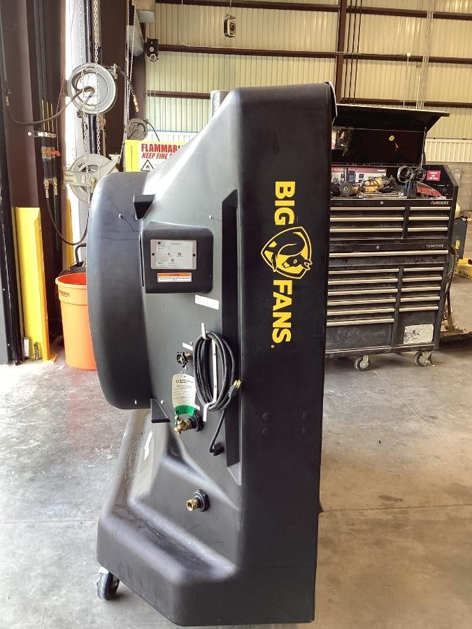 2025 BIG ASS FANS Cool Space 400