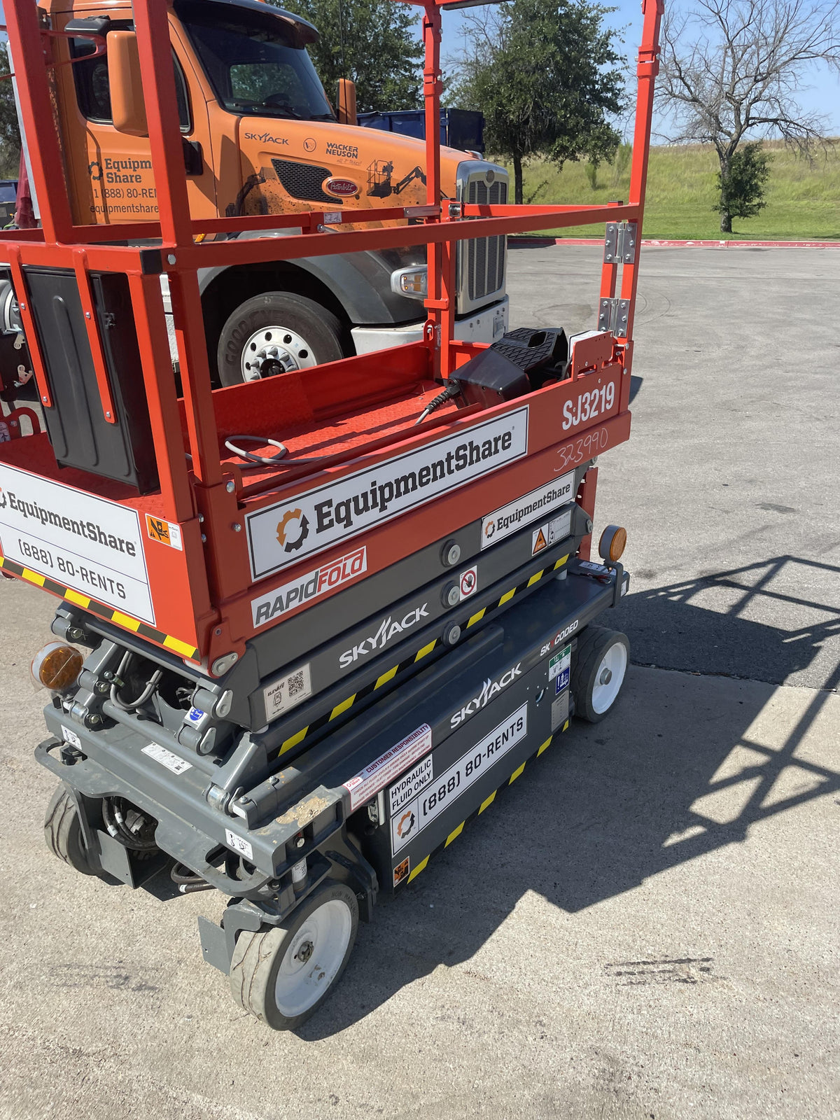 2023 SKYJACK SJ3219
