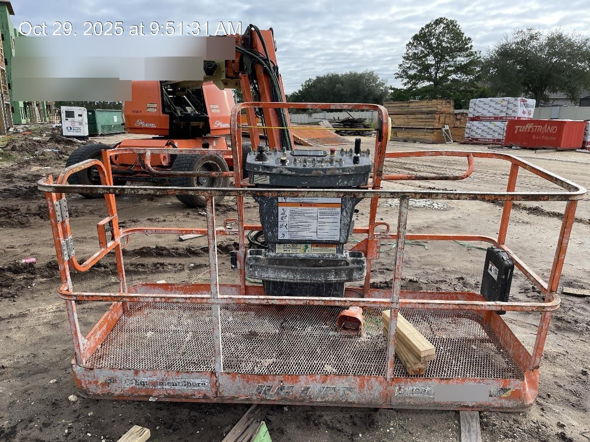 2021 JLG 660SJ