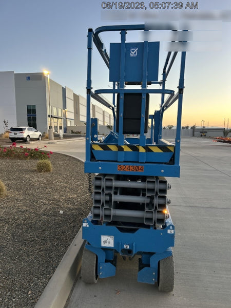 2023 GENIE GS-2632