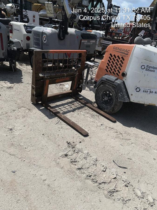 2023 VIRNIG 48" Pallet Forks - Virnig