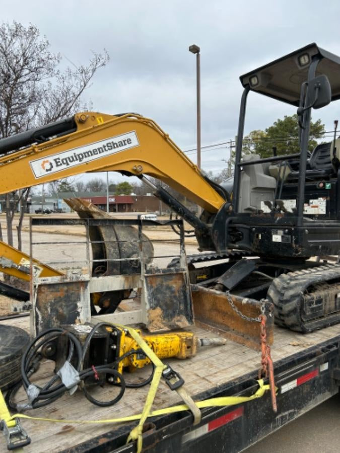 2022 ARROW MATERIAL HANDLING F5000