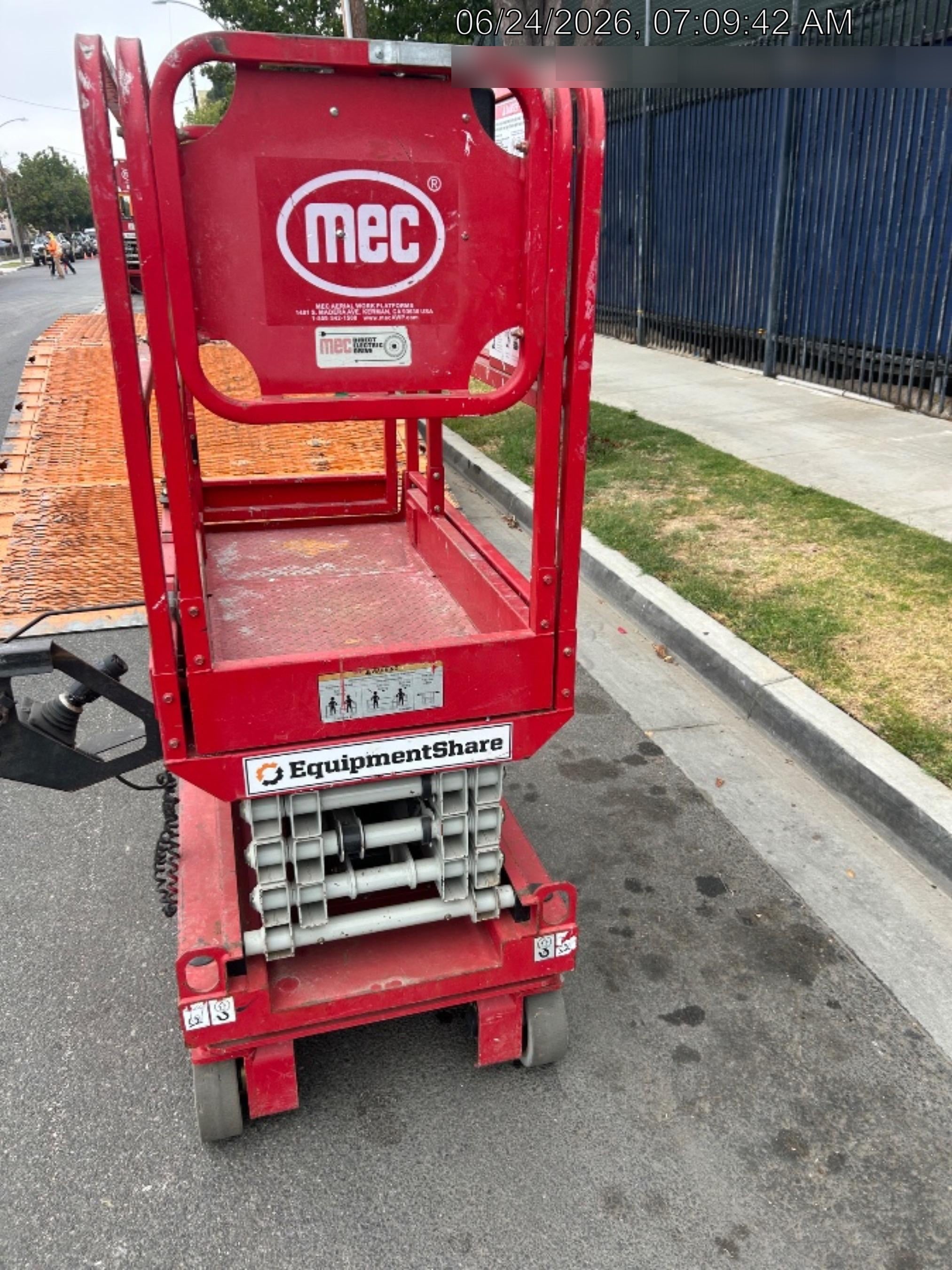 2020 MEC 1330SE Solid NM Tires, Steel Swing out Doors, LCS, Beacon, 900W Inverter