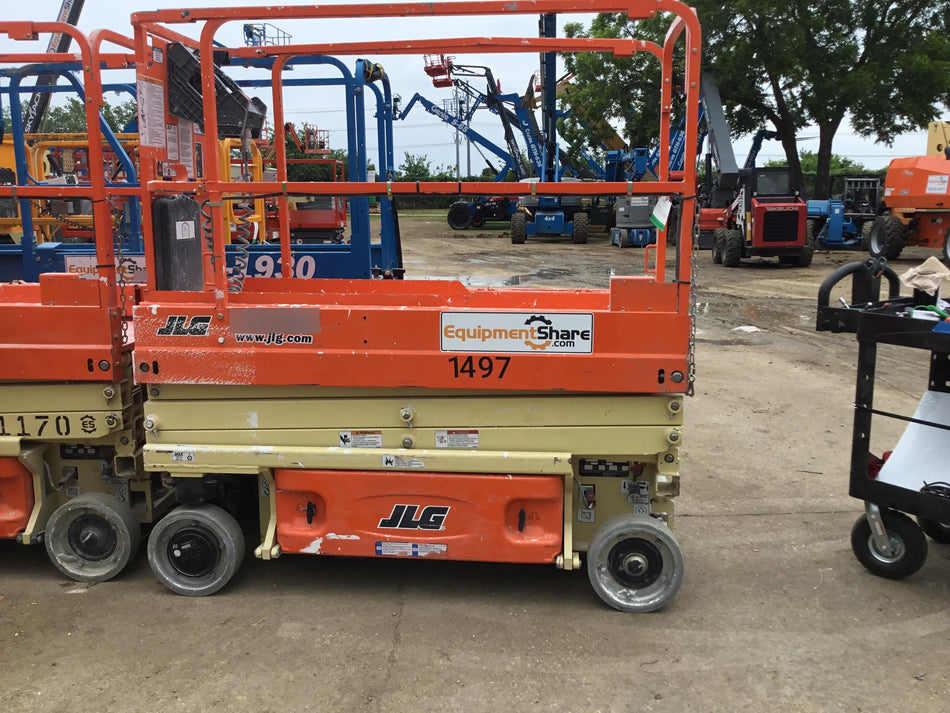 2016 JLG 1930ES