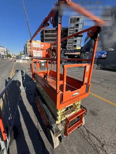 2022 JLG ES1932