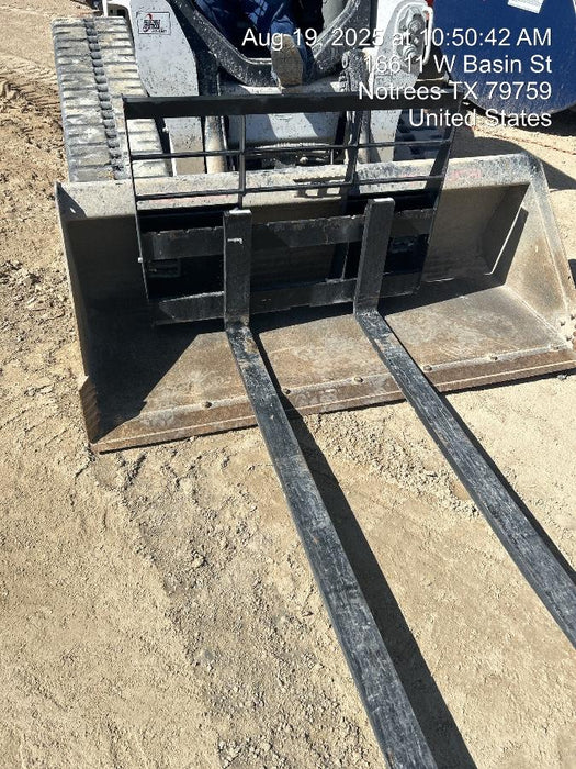 2025 ARROW MATERIAL HANDLING F5100CB - 72"