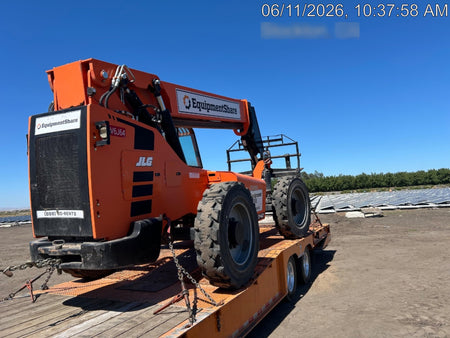 2020 Skytrak 8042 Cab/Heat/Air, Solid Tires, Work Lights, Beacon, Aux Hydraulics, Back up Alarm, Lifting Eye, ES Decals