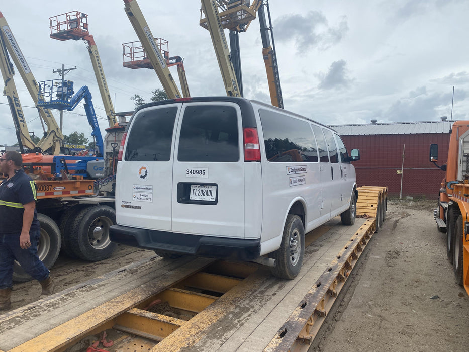 2023 CHEVROLET Express Van - Rental