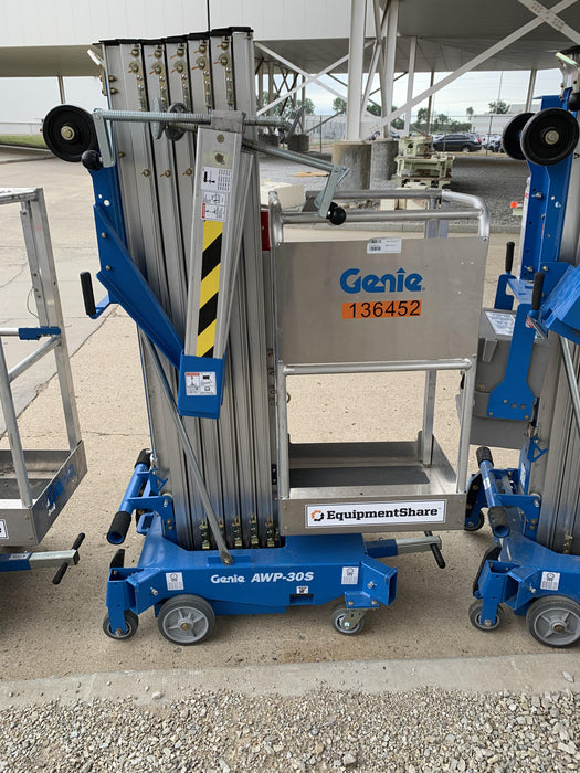 2021 GENIE AWP-30S DC